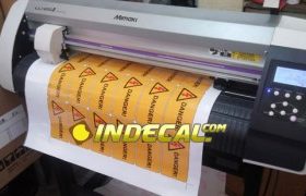 in decal bảng hiệu, hộp đèn, băng rôn