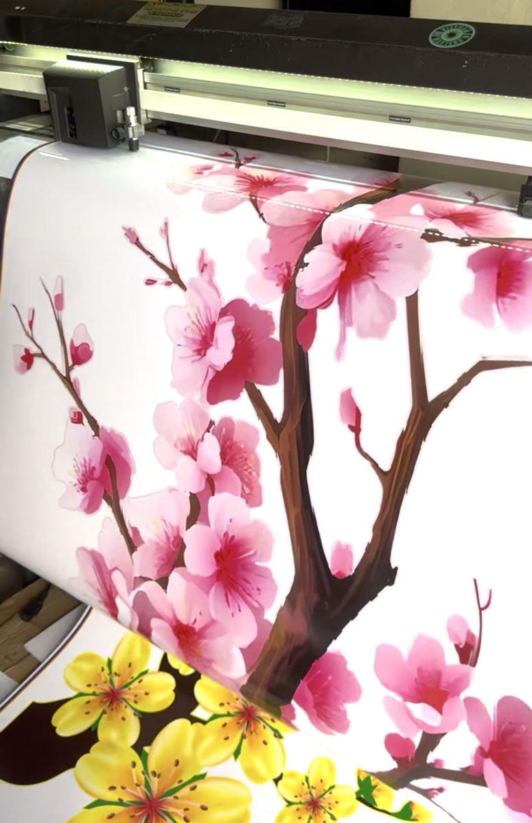 In decal dán kính trang trí