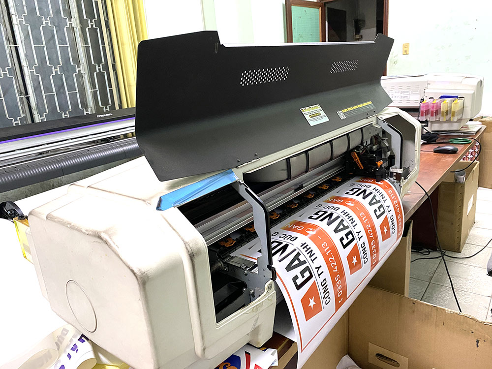 in decal chất lượng cao, máy Nhật, lấy nhanh