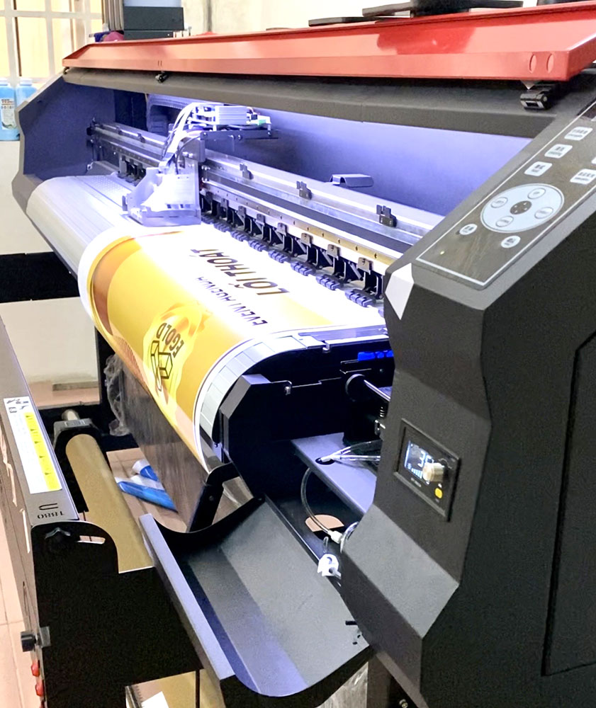 In decal mọi kích thước, chất liệu