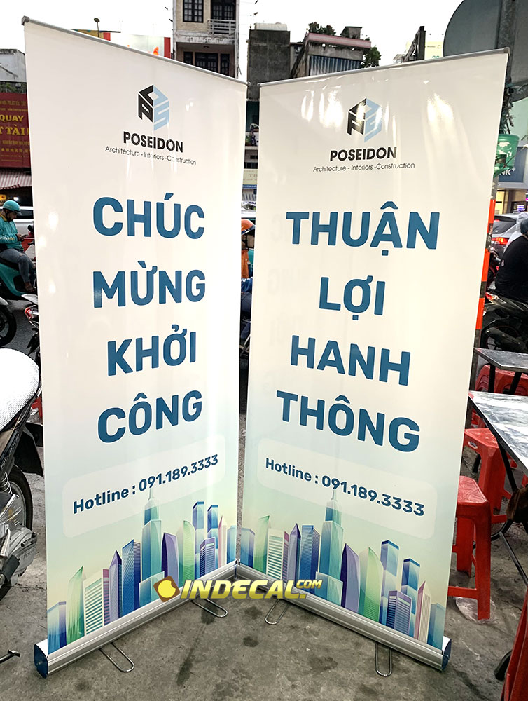 In standee khung cuộn nhôm