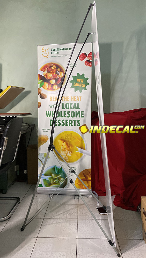 In standee khung chữ X 0,8m x 1,8m