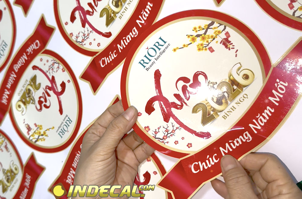 In decal tem nhãn dán hộp quà tặng, quà biếu, quà tết