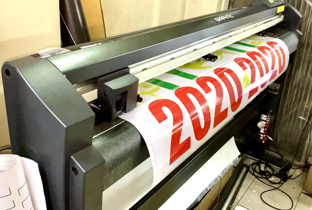 Cắt Decal Dán Kính Gia Công Cho Thợ Dán Kính, Thợ Quảng Cáo Lấy Nhanh, Giá Tốt Tại Bình Thạnh